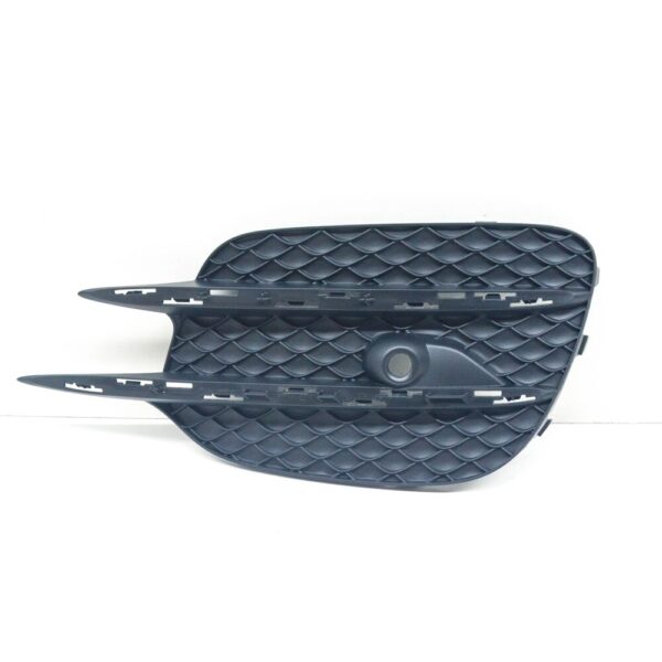 A4478851300 - MB VITO W447 front bumper right radiator grille cover A4488513009051 NEW
