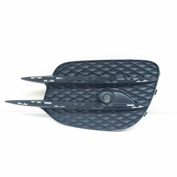 A44788513009051 - NEW MB VITO W447 FRONT BUMPER RIGHT GRILLE COVER A44788513009051