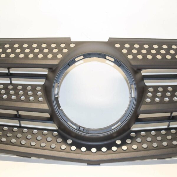 A44788800239B51 - NEW MERCEDES BENZ METRIS W447 FRONT RADIATOR GRILLE A44788800239B5 OEM