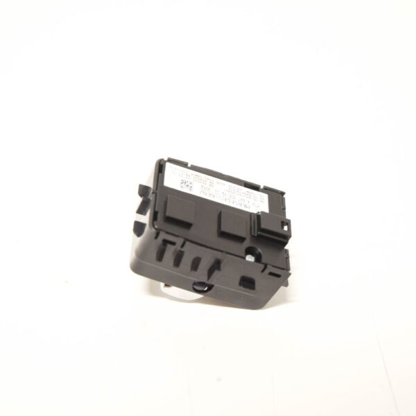 A44790541039051 - MB VITO W447 Front Left Door Switch Block LHD A44790541039051 NEW GENUINE