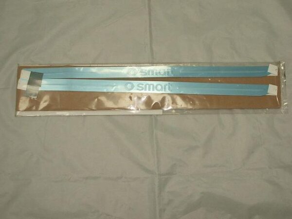 A4516800035 - Smart Fortwo 451/453 Glossy Silver Original Football Plate A4516800035