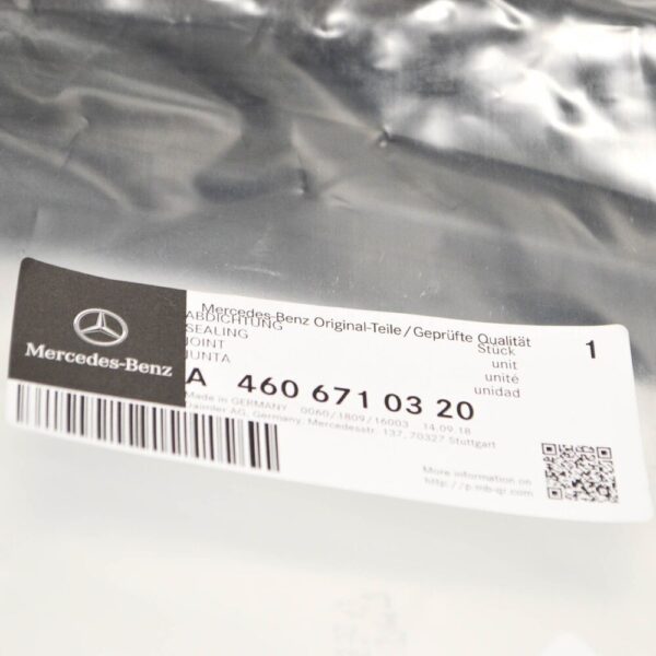 A4606710320 - NEW MERCEDES-BENZ G W463 FRONT WINDSCREEN SEAL A4606710320 ORIGINAL