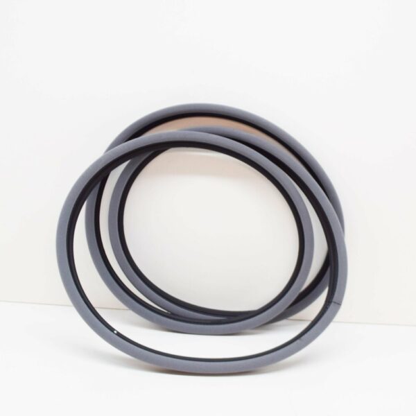 A46372711307098 - NEW MERCEDES-BENZ G W463 FRONT DOOR SEAL A46372711307098 ORIGINAL
