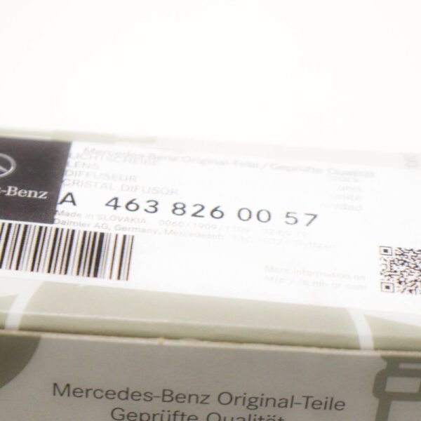 A4638260057 - Mercedes-Benz G W463 Front Left Fender Indicator A4638260057 New