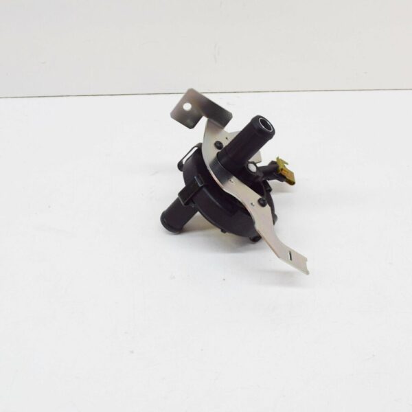 A4638300084 - NEW MERCEDES-BENZ G W463 HEATER VALVE A4638300084