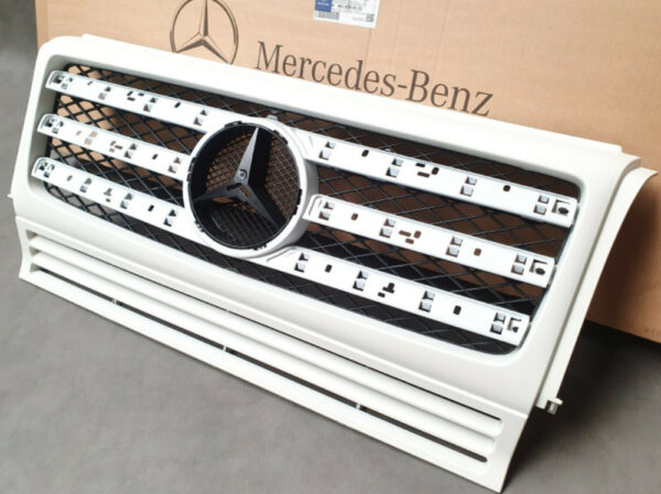 A4638800323 - NEW MERCEDES-BENZ G W463 RADIATOR GRILLE A4638800323 ORIGINAL