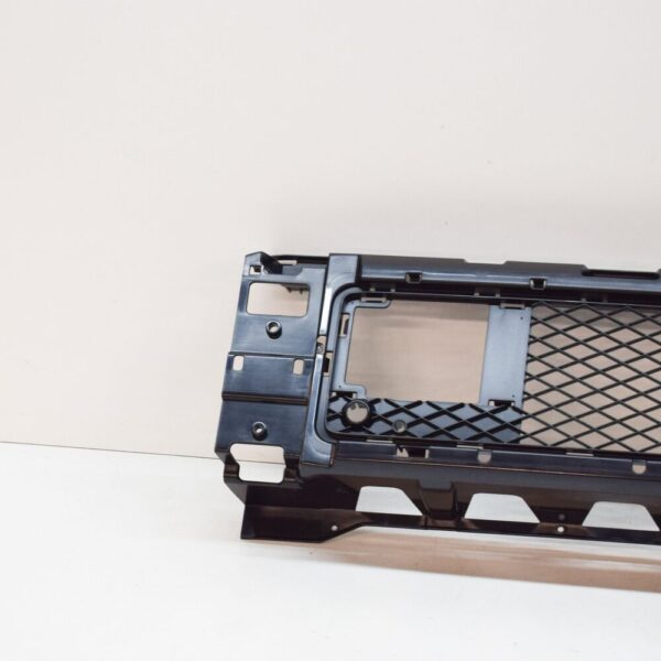 A4638851100 - MERCEDES-BENZ G W463 FRONT BUMPER CENTRE LOWER GRILLE A4638851100 NEW GENUINE