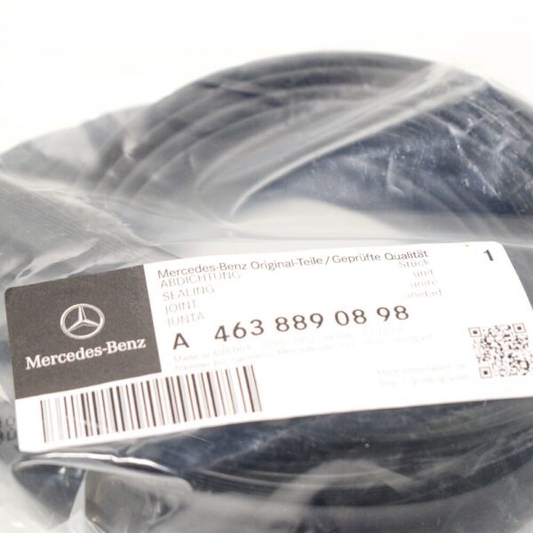 A4638890998 - MERCEDES BENZ G W463 Rear Fender Widening Seal A4638890998 NEW
