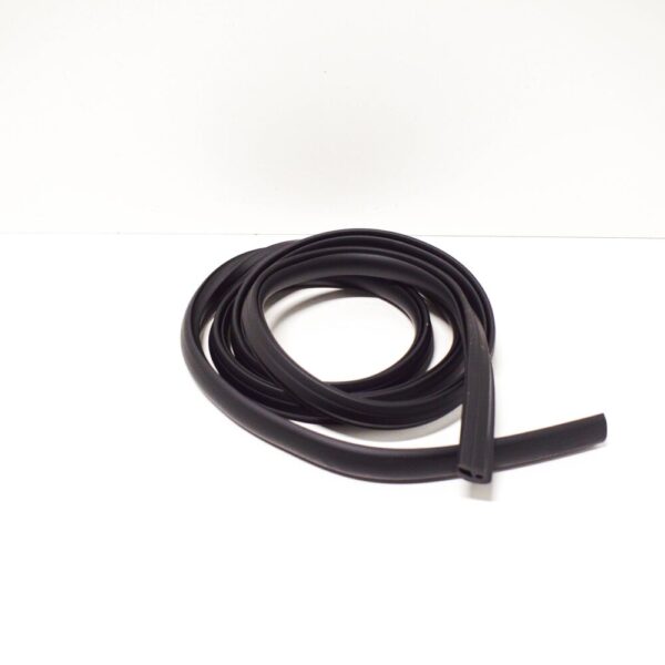 A4638890998 - MERCEDES BENZ G W463 Rear Fender Widening Seal A4638890998 NEW