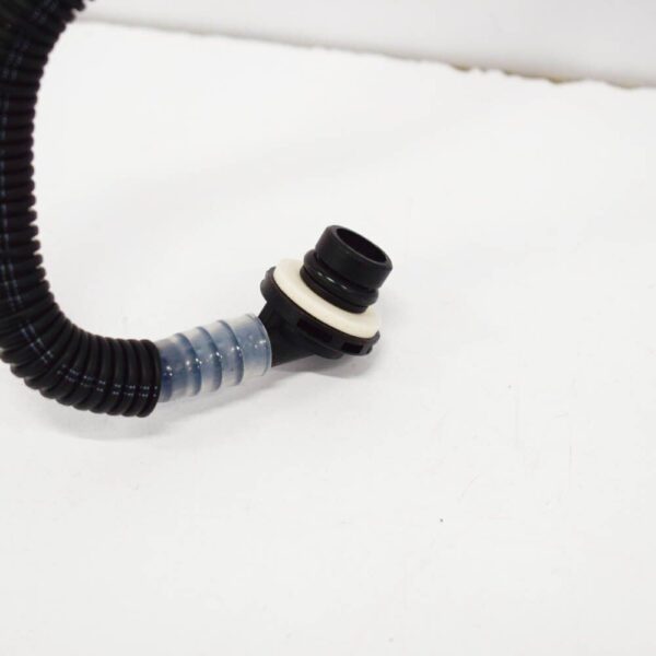 A6120703232 - Mercedes-Benz M-Class W163 T-Shape Fuel Line A6120703232 New