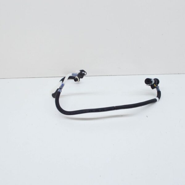 A6130702232 - Mercedes-Benz OM613 E-Class Plastic T Piece Fuel Pipe A6130702232 GENUINE NEW
