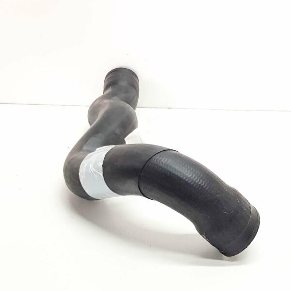 A6385281982 - NEW MB VITO 638 CHARGE AIR INTERCOOLER TO INTAKE PIPE HOSE A6385281982