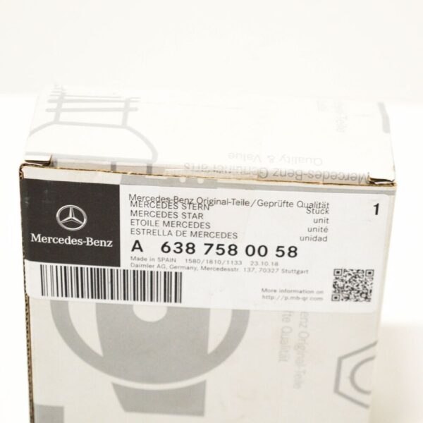 A6387580058 - Mercedes Benz VITO W638 Rear Boot Emblem  A6387580058 NEW GENUINE