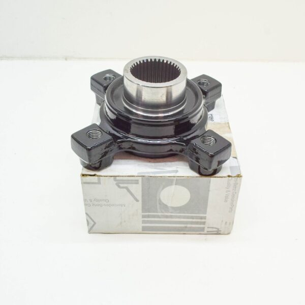 A6392820245 - NEW MERCEDES-BENZ VIANO W639 REAR AXLE COUPLING FLANGE A6392820245 ORIGINAL
