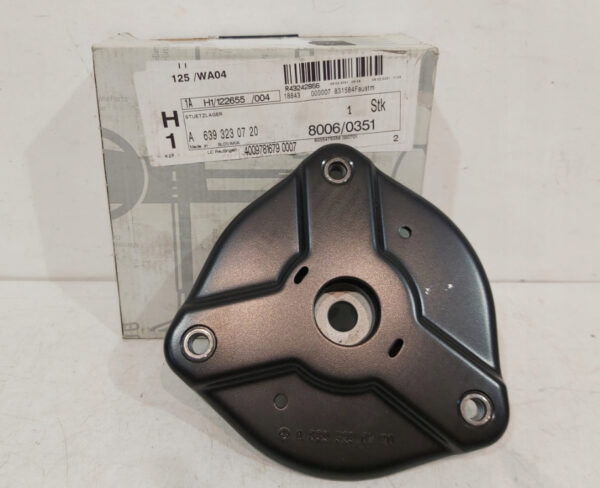A6393230720 - NEW MB VITO W447 FRONT SPRING STRUT SUPPORT BUSHING MOUNT A6393230720 ORIGINAL