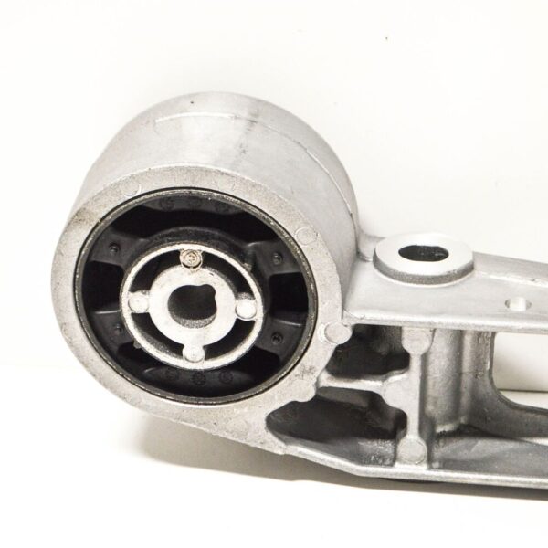 A6393506101 - MB VITO W639 Rear Axle Final Drive Bearing Bracket A6393506101 NEW GENUINE