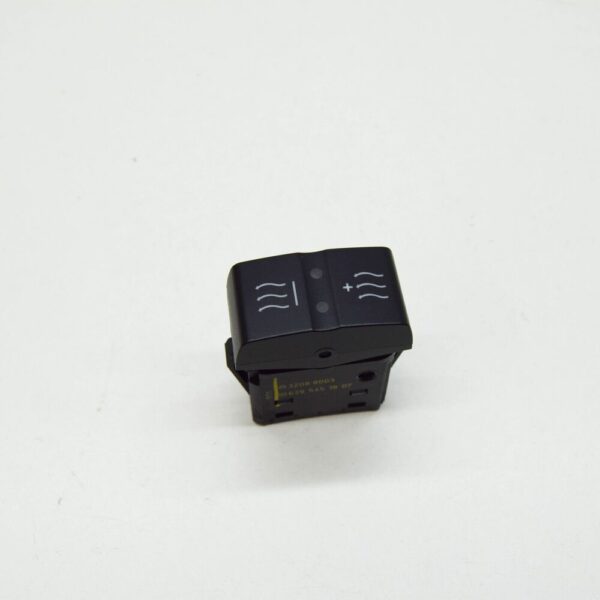 A6395451907 - MERCEDES-BENZ VITO W639 INDEPENDENT HEATING SWITCH A6395451907 NEW GENUINE