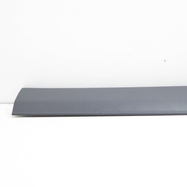 A63969011627G99 - MB VITO W639 Front Right Door Lower Moulding Trim A63969011627 G99 NEW GENUINE