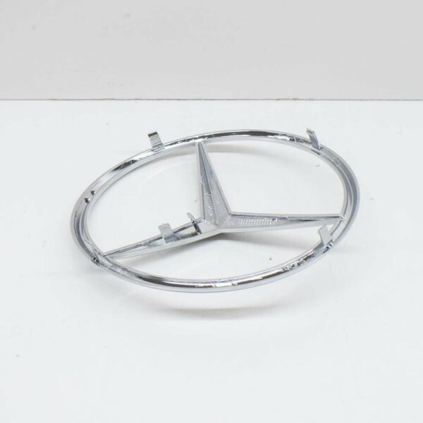A63981700167F24 - NEW MERCEDES-BENZ VIANO W639 FRONT GRILL BADGE A63981700167F24 ORIGINAL