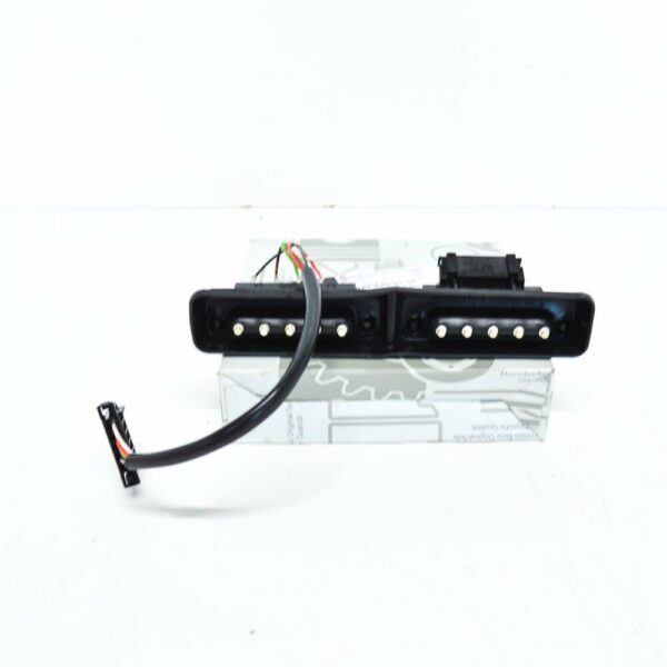 A6398200554 - NEW MB VITO W639 SIDE LOADING DOOR CONTACT PINS A6398200554
