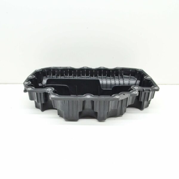 A6420100910 - NEW MB C W205 CRANKCASE OIL PAN SUMP LOWER PART A6420100910 ORIGINAL