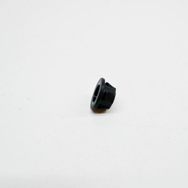 A6420940785 - NEW MERCEDES BENZ ML W164 ENGINE COVER ELASTOMER STOCK A6420940785 07-15
