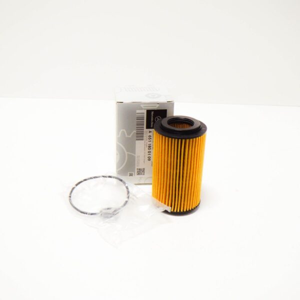 A6511800109 - NEW MERCEDES BENZ E-CLASS W212 ENGINE OIL FILTER A6511800109 2010 GENUINE