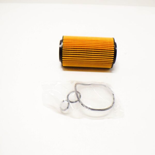 A6511800109 - NEW MERCEDES BENZ E-CLASS W212 ENGINE OIL FILTER A6511800109 2010 GENUINE