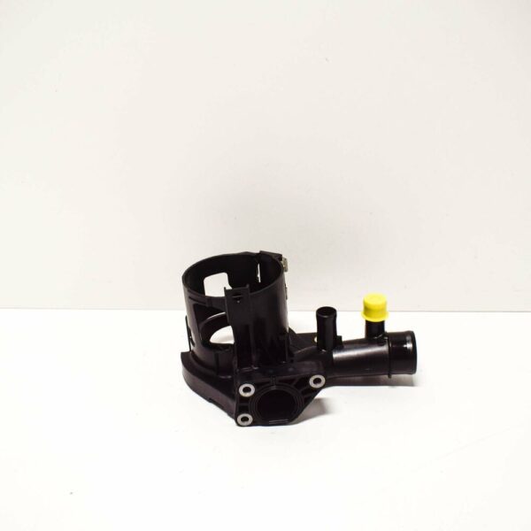 A6512006000 - NEW MB C-CLASS W204 WATER OUTLET CONNECTION A6512006000