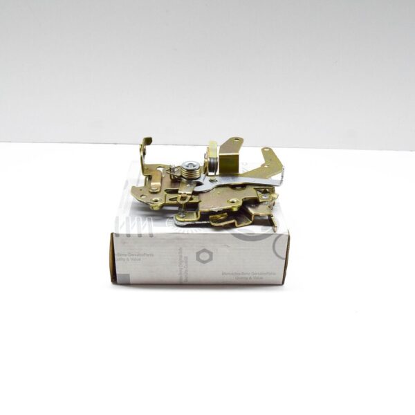 A9017301235 - MB SPRINTER W903 Left Side Sliding Door Lock A9017301235 NEW GENUINE
