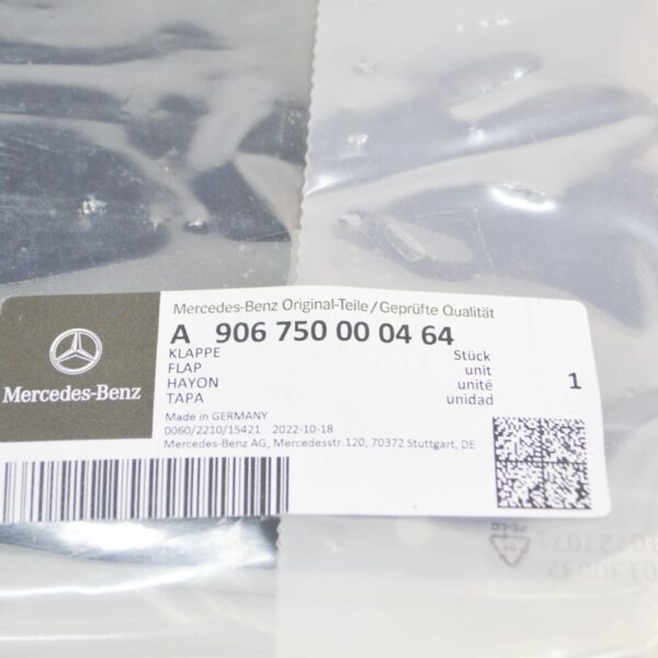 A906750000464 - MERCEDES-BENZ SPRINTER W906 Fuel Tank Flap A906750000464 NEW GENUINE