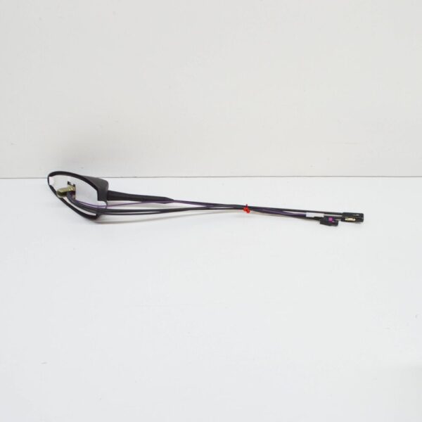 A9068200175 - MERCEDES BENZ SPRINTER W906 GPS ANTENNA A9068200175 NEW GENUINE