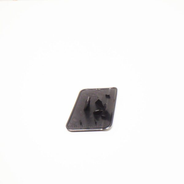 A9068690008 - MB SPRINTER 906 Front Left Headlight Washer Cover Cap A9068690008 NEW GENUINE