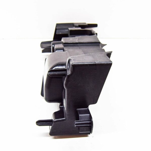 A9068890131 - OEM MERCEDES-BENZ SPRINTER 906 RADIATOR RIGHT COVER BRACKET A9068890131