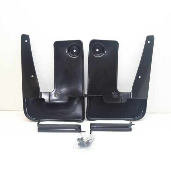 A9078890600 - NEW MERCEDES-BENZ SPRINTER W907 FRONT MUDGUARD FLAP SET A9078890600 ORIGINAL