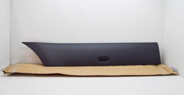 A9106907200 - MB SPRINTER W907 Rear Right Wheel Arch Front Strip A91069072009K83 NEW GENUINE