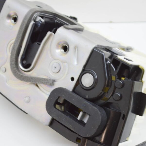 A9107302000 - MERCEDES-BENZ SPRINTER 907 LEFT SLIDING DOOR LOCK A9107302000 NEW GENUINE