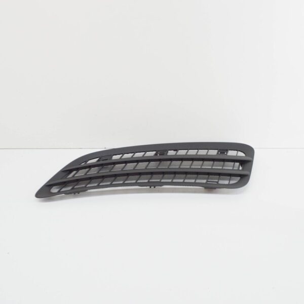 A91083600009051 - NEW MB SPRINTER W907 ENGINE HOOD LEFT GRILLE LHD A91083600009051 ORIGINAL