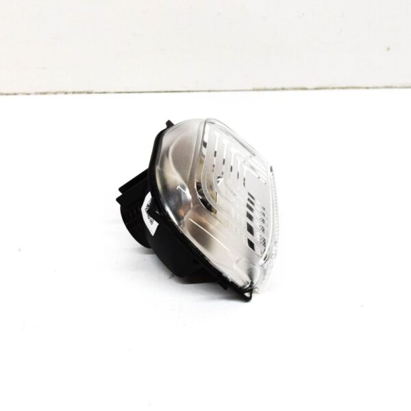 A9109064700 - MB Sprinter W910 Indicator Front Left in Mirror A9109064700 NEW