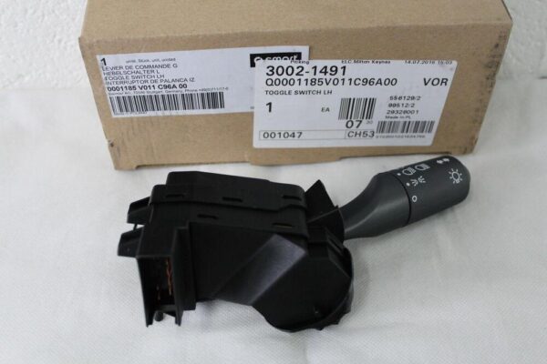Q0001185V011C96A00 - Smart FORTWO 450 Original Headlight Ignition Switch Q0001185V011C96A00