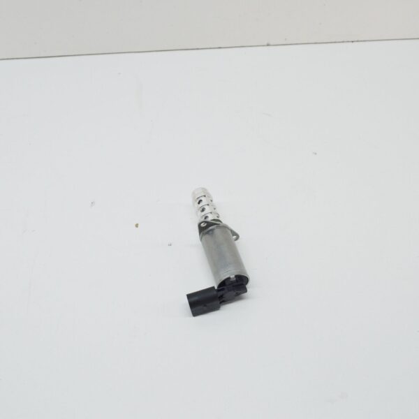 06F109257C - AUDI A3 8P Engine Variable Valve Timing Solenoid 06F109257C ORIGINAL