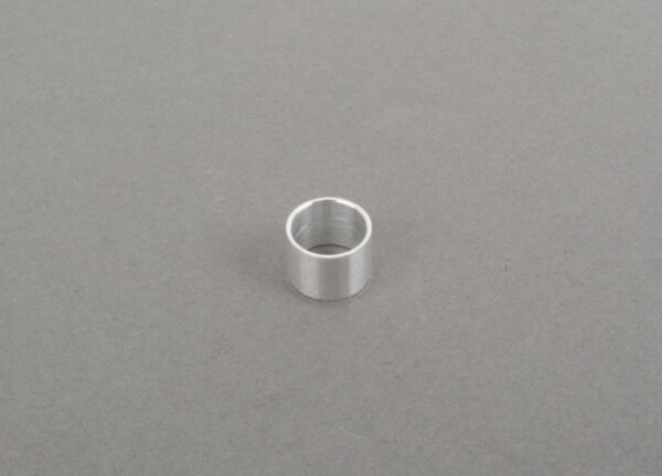 11117524470 - NEW BMW 1 F21 GEARBOX MOUNTING DOWEL BUSH SLEEVE RING 11117524470 ORIGINAL