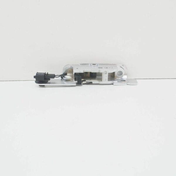 1Y0871548D - NEW VW BEETLE CONVERTIBLE 1Y RIGHT SOFT TOP CATCH LOWER PART 1Y0871548D ORIGINAL
