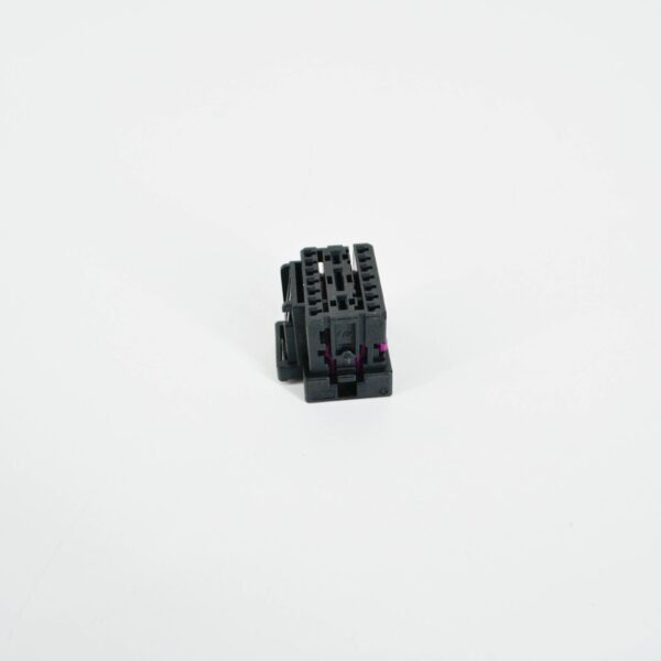 4F0972483 - NEW AUDI A3 8V FLAT CONTACT HOUSING 17 PIN BLACK 4F0972483 ORIGINAL