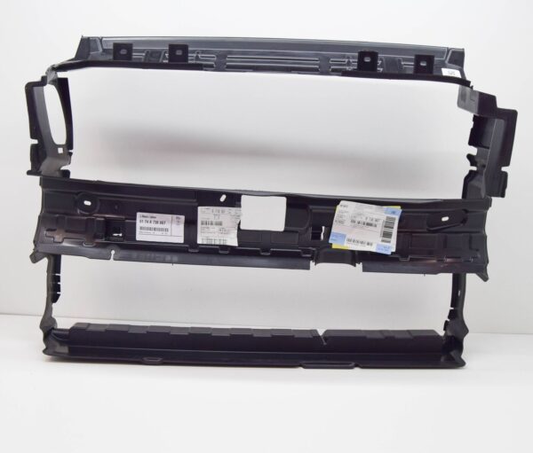 51748738867 - BMW 4 Gran Coupe G26 Radiator Air Duct 51748738867 ORIGINAL