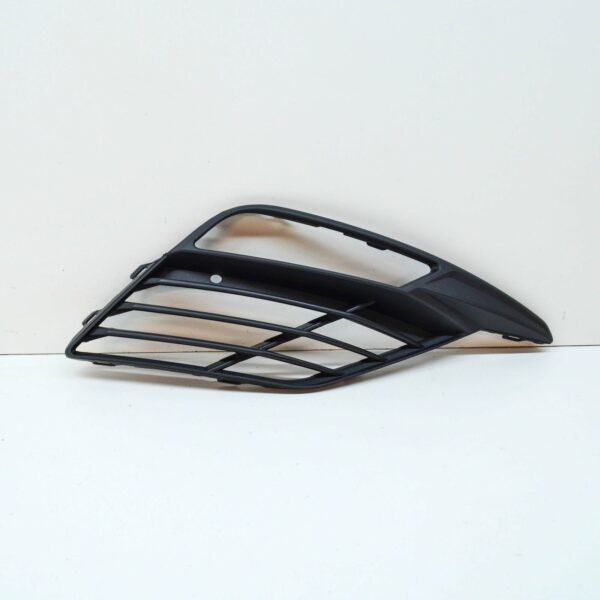 5F0853666J9B9 - NEW SEAT LEON MK3 5F FRONT RIGHT FOG LIGHT GRILLE 5F0853666J9B9 ORIGINAL