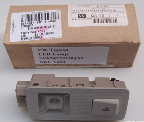 5TA947292BQAV - NEW VW TIGUAN AD READING LED LIGHT 5TA947292B QAV 5TA947292BQAV ORIGINAL