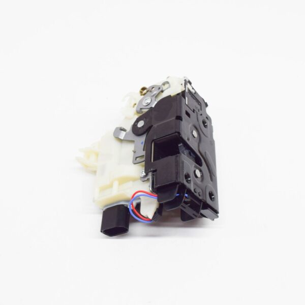 6X2837014C - NEW VOLKSWAGEN BEETLE 9C FRONT RIGHT DOOR LOCK RHD 6X2837014C ORIGINAL