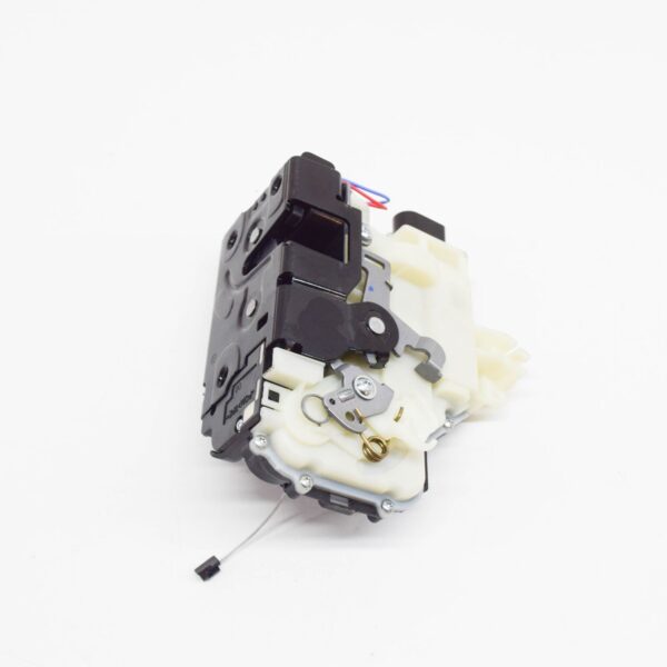 6X2837014C - NEW VOLKSWAGEN BEETLE 9C FRONT RIGHT DOOR LOCK RHD 6X2837014C ORIGINAL