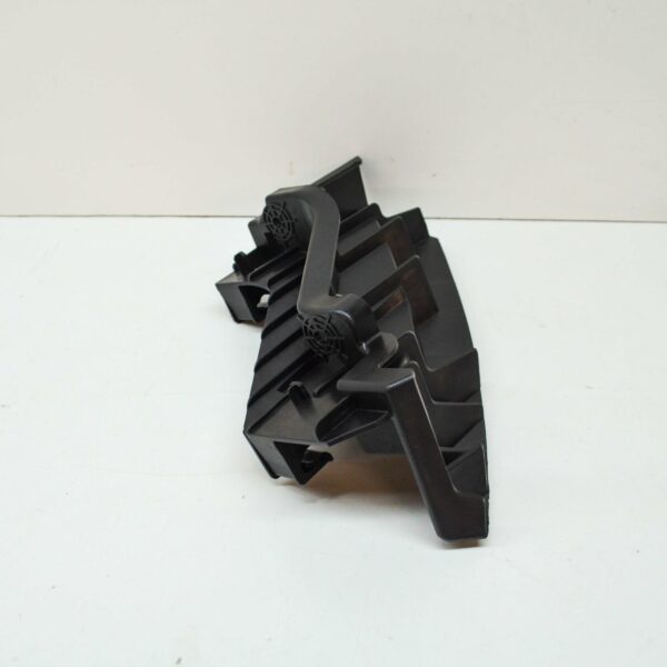 865B3-Q0000 - HYUNDAI i20 MK3 BC3 Front Bumper Left Headlight Bracket 865B3-Q0000 ORIGINAL